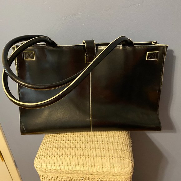 Wilson's Leather Large Black with Off White Tote/Laptop Bag W/Buckle Clasp - Picture 4 of 10